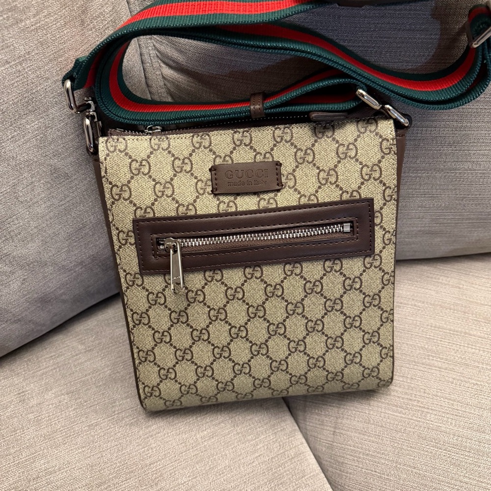 Gucci GG Brown Messenger Shoulder Crossbody Bag - Picture 2 of 6